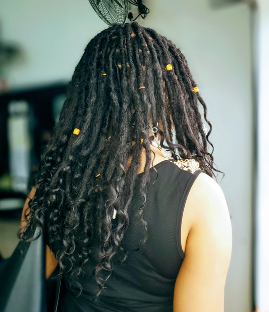 Curly tips Faux Locs